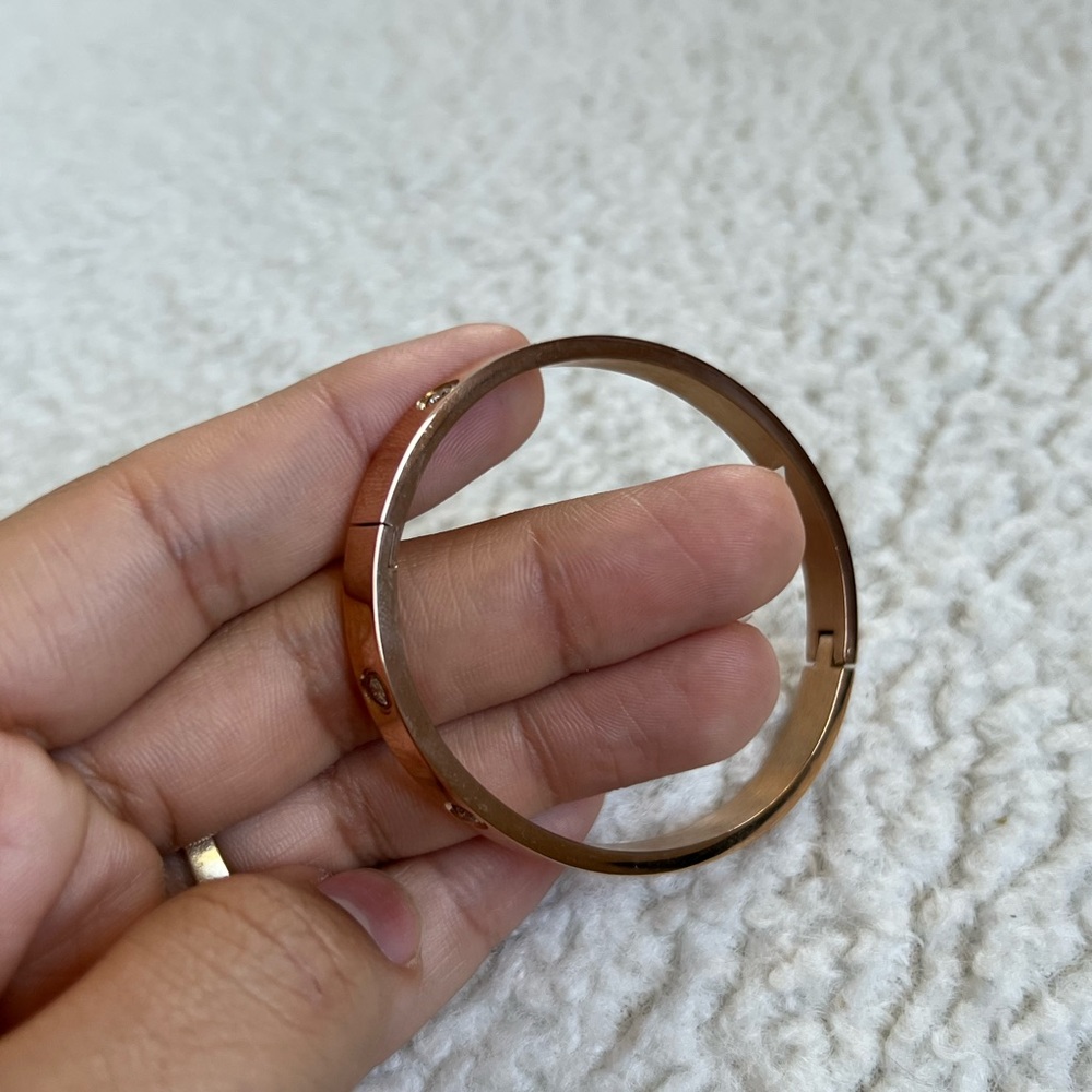 Stainless Steel RoseGold Love Bracelet with Crystals - Picture 6 of 9